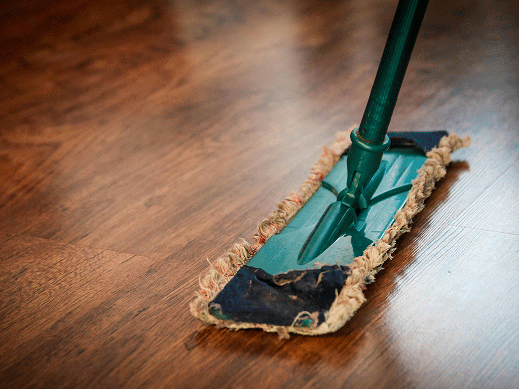 Caring-for-Wood-in-Your-Bedroom